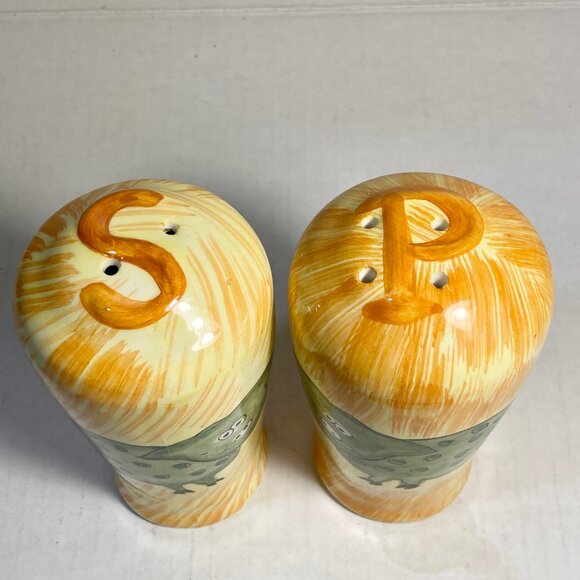 Vintage Pig Pigs Salt & Pepper Shaker Ceramic Country Cottage Core Yellow Green - Picture 3 of 12
